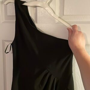 Black one sleeve dress with high slit